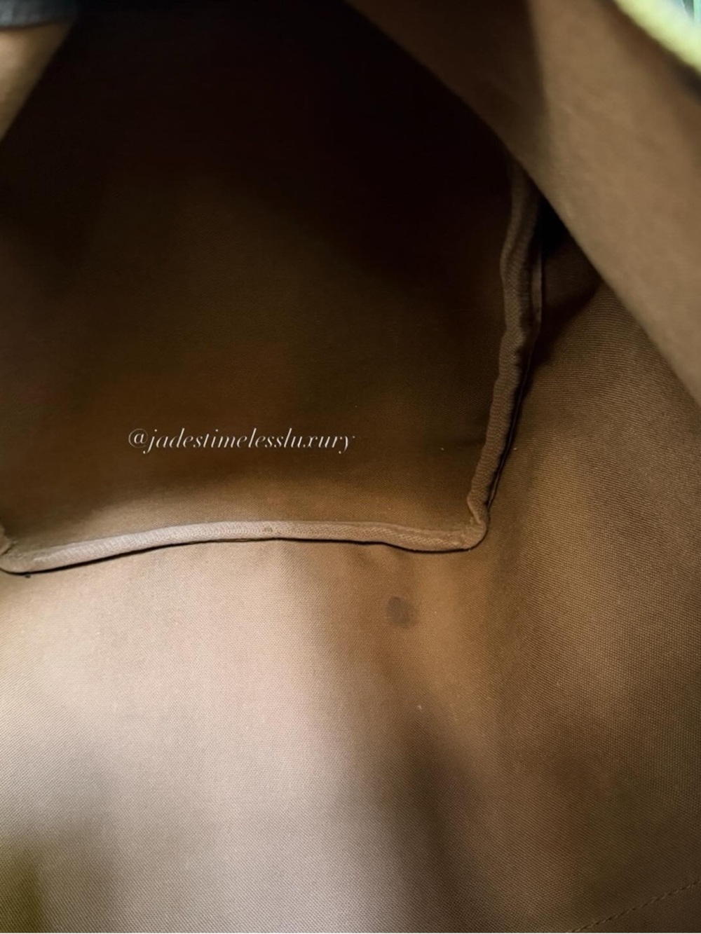 Louis Vuitton Monogram Keepall 50 - Picture 8 of 11